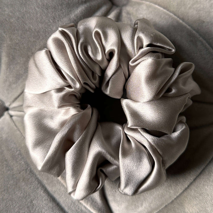 Silver large silk scrunchie - The Silk Collection