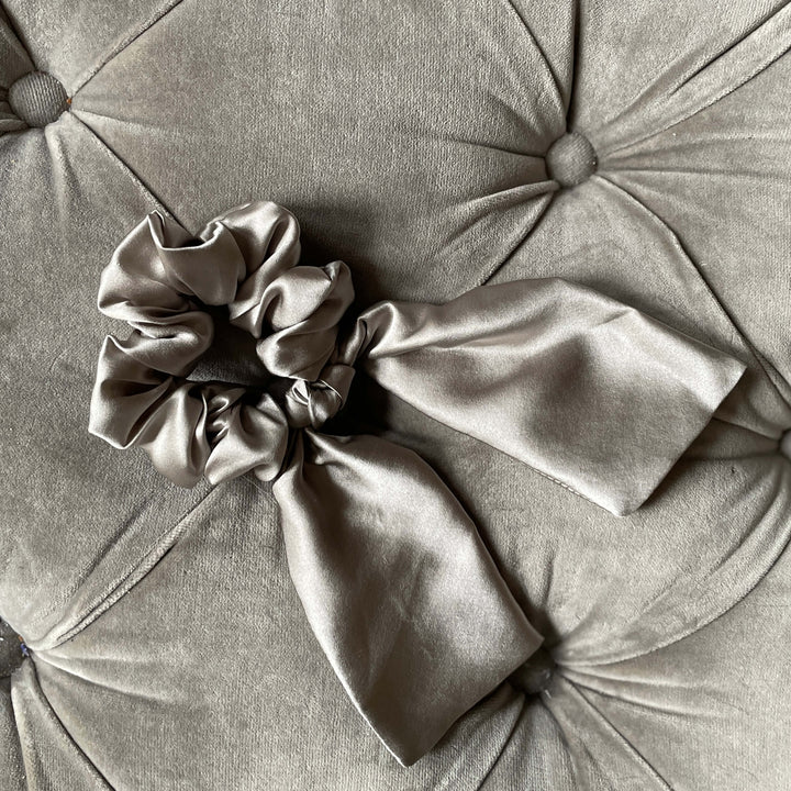 Oyster grey silk scrunchie bowknot